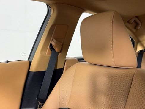 Certified 2025 Lexus ES 300h w/ Premium Package image 21