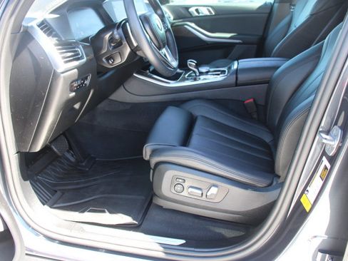 Used 2022 BMW X5 sDrive40i RWD image 12