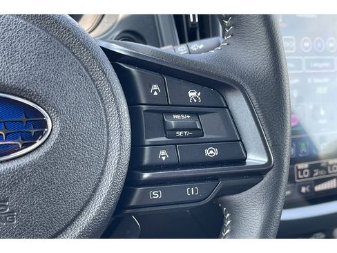 Used 2025 Subaru Forester Limited image 36