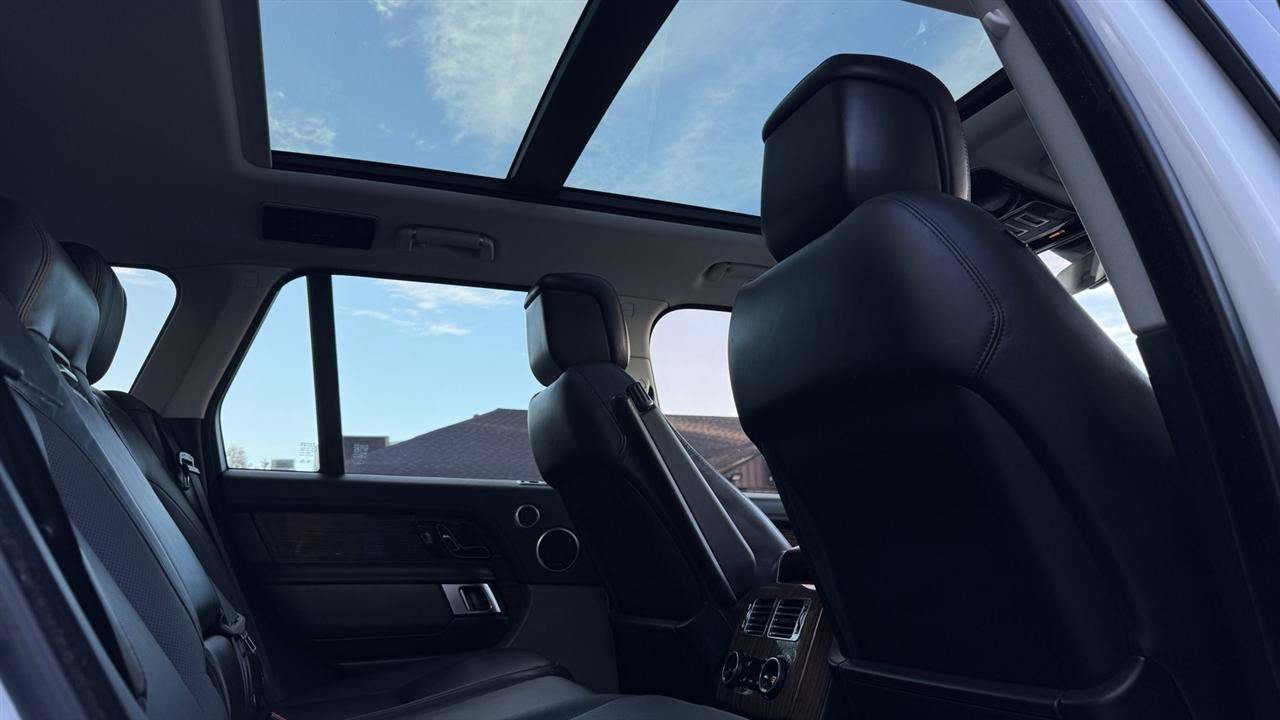 Used 2018 Land Rover Range Rover HSE AWD/4WD image 73