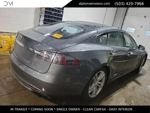 Used 2013 Tesla Model S RWD image 4