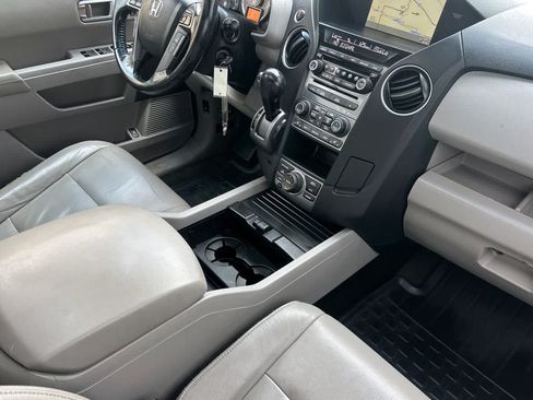 Used 2015 Honda Pilot Touring image 19