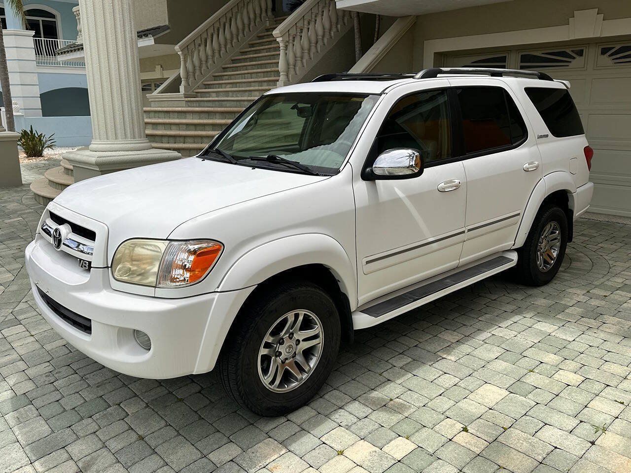 Used 2007 Toyota Sequoia Limited RWD image 28