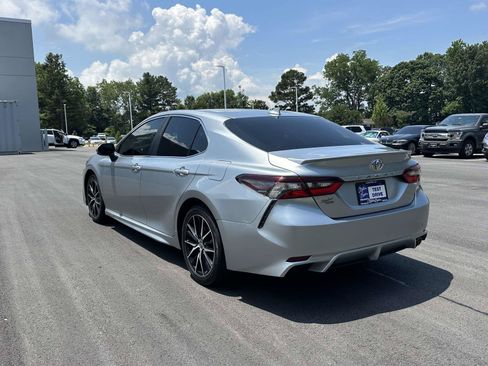 Used 2023 Toyota Camry SE FWD image 23
