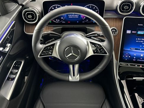 Used 2025 Mercedes-Benz C 300 Sedan image 13