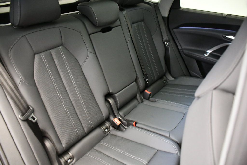 Used 2025 Audi Q5 Prestige AWD/4WD image 51