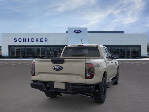 New 2025 Ford Ranger Lariat w/ Black Appearance Package image 8