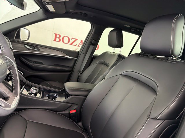 Used 2026 Jeep Grand Cherokee Limited w/ Limited Altitude Package AWD/4WD image 19