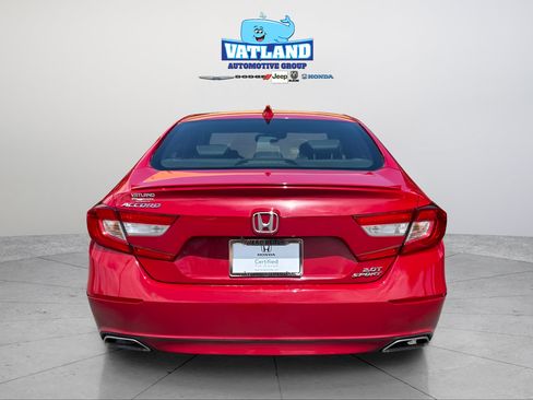 Used 2018 Honda Accord Sport image 4