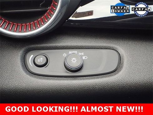 Certified 2024 Chevrolet Trax RS w/ Driver Confidence Package image 12