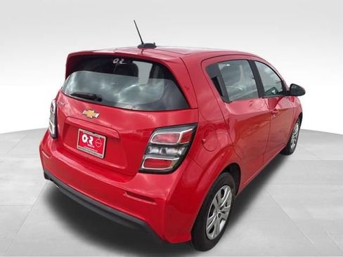 Used 2020 Chevrolet Sonic LT FWD image 5