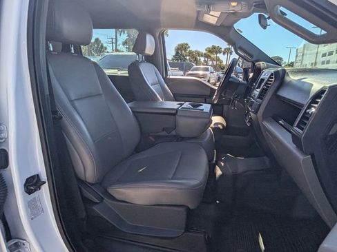 Used 2022 Ford F450 XL w/ Power Equipment Group image 14