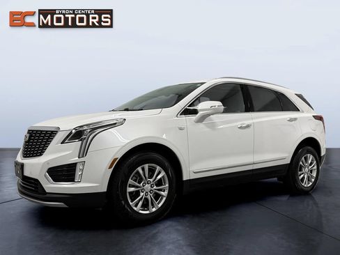 Used 2020 Cadillac XT5 Premium Luxury AWD/4WD image 2
