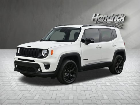 Used 2023 Jeep Renegade Altitude image 8
