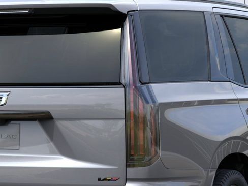 New 2026 Cadillac Escalade V AWD/4WD image 11