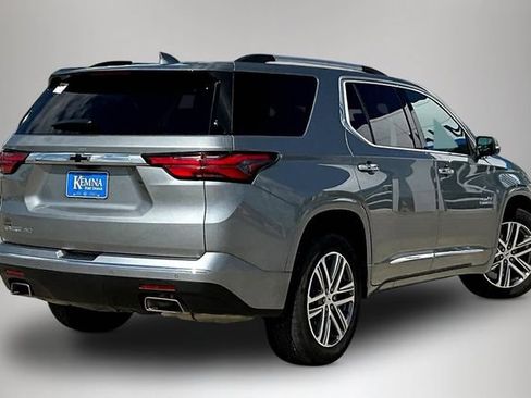 Used 2023 Chevrolet Traverse High Country AWD/4WD image 6