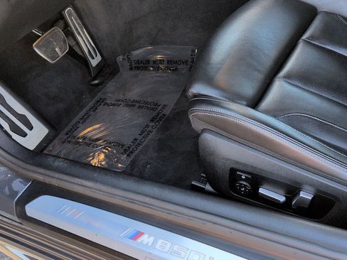 Used 2023 BMW M850i xDrive Coupe image 17