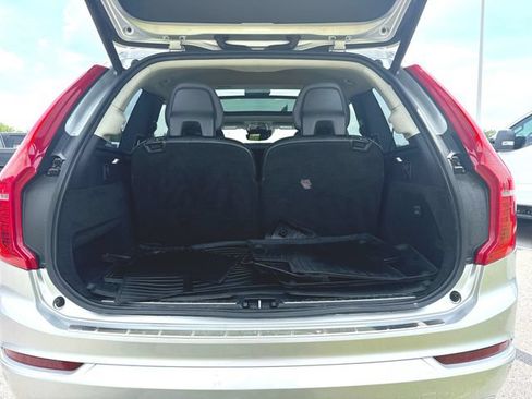 Used 2019 Volvo XC90 T5 Momentum w/ Protection Package Premier FWD image 26