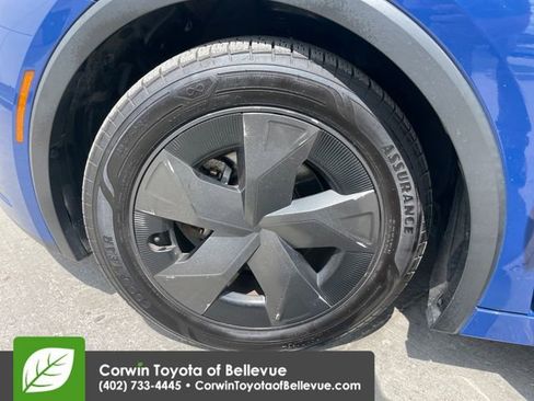 Used 2023 Toyota Prius LE FWD image 25