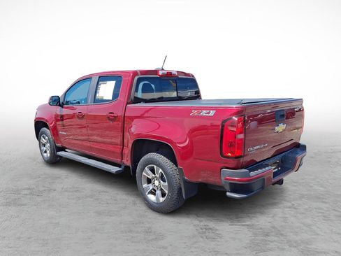 Used 2017 Chevrolet Colorado Z71 AWD/4WD image 3