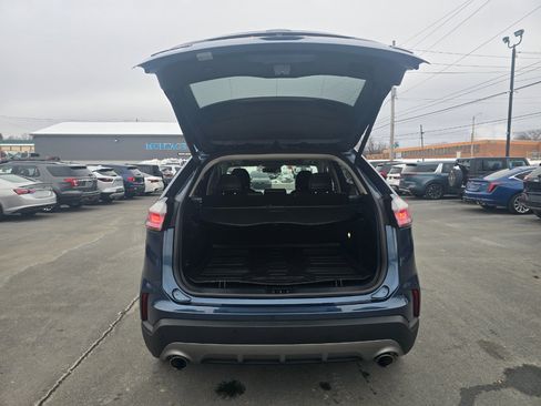 Used 2019 Ford Edge SEL w/ Equipment Group 201A image 19