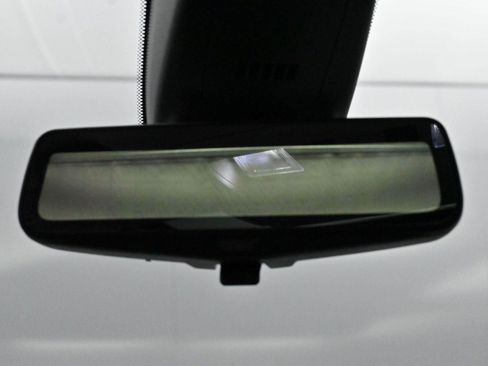 Used 2021 Buick Enclave Essence w/ Sound and Sites Package image 26