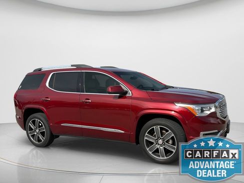 Used 2018 GMC Acadia Denali w/ Technology Package AWD/4WD image 4