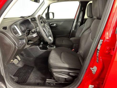 Certified 2019 Jeep Renegade Sport w/ Sport Appearance Group AWD/4WD image 19