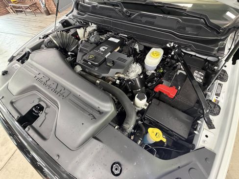 Used 2024 RAM 2500 Limited w/ Safety Group image 15