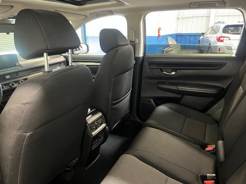 Used 2024 Honda CR-V EX image 16
