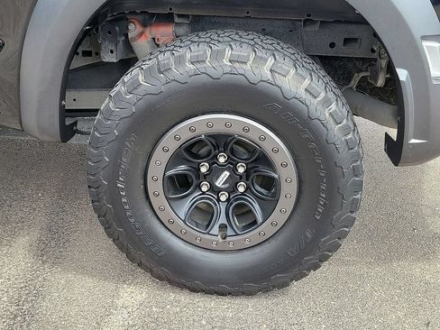 Used 2022 Ford F150 Raptor w/ Equipment Group 801A High AWD/4WD image 11