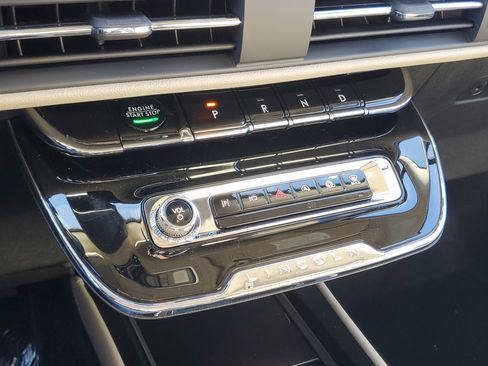 New 2026 Lincoln Corsair Premiere image 22