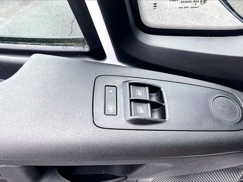 Used 2025 RAM ProMaster 2500 w/ U-Haul Equipment Group FWD image 37