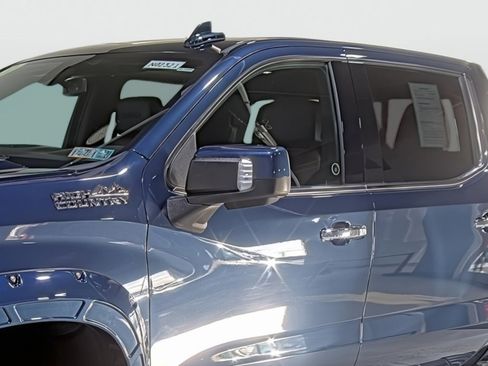 Used 2022 Chevrolet Silverado 1500 High Country w/ Z71 Off-Road Package image 8