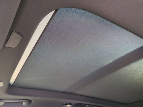 New 2026 Volvo XC90 B6 Plus w/ Protection Package Premier image 17