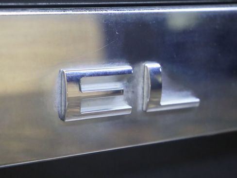 Used 2016 Ford Expedition EL XLT w/ Equipment Group 202A image 24