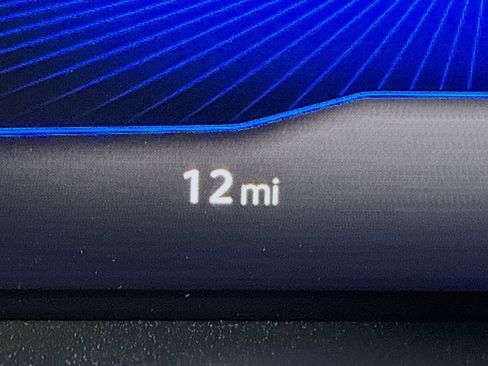 New 2025 Volkswagen Taos SE image 14