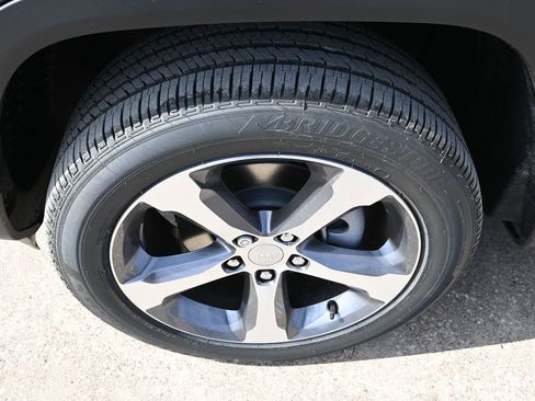 New 2026 Jeep Grand Cherokee Limited image 7