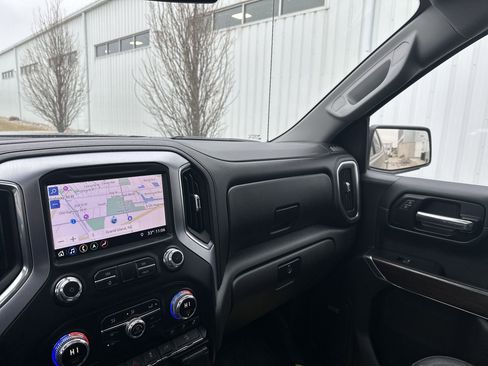 Used 2019 GMC Sierra 1500 SLT w/ SLT Premium Plus Package image 11
