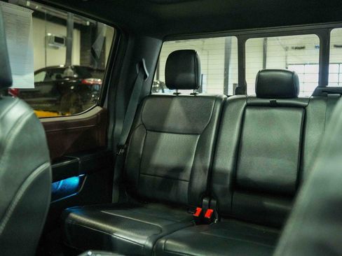 Used 2022 Ford F150 Lariat w/ Equipment Group 502A High image 38