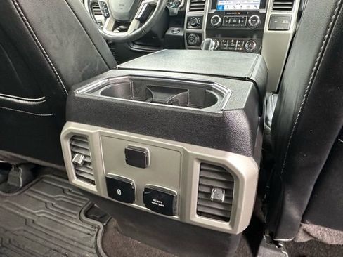 Used 2019 Ford F150 Lariat image 34