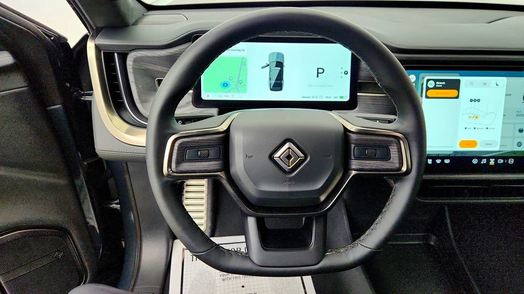 Used 2024 Rivian R1S Adventure Dual AWD/4WD image 14