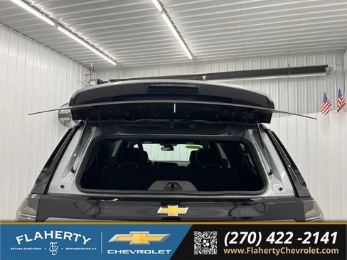 Used 2026 Chevrolet Suburban LT w/ Comfort Package AWD/4WD image 22