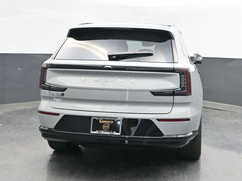 Used 2025 Volvo EX90 Ultra image 6