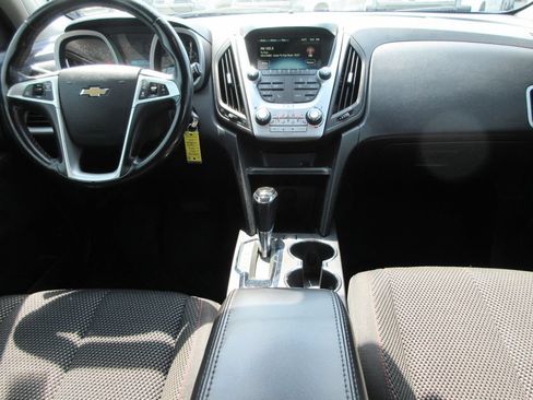 Used 2017 Chevrolet Equinox LT w/ Convenience Package FWD image 16