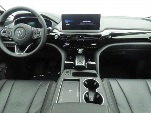 Used 2026 Acura MDX w/ Technology Package FWD image 15