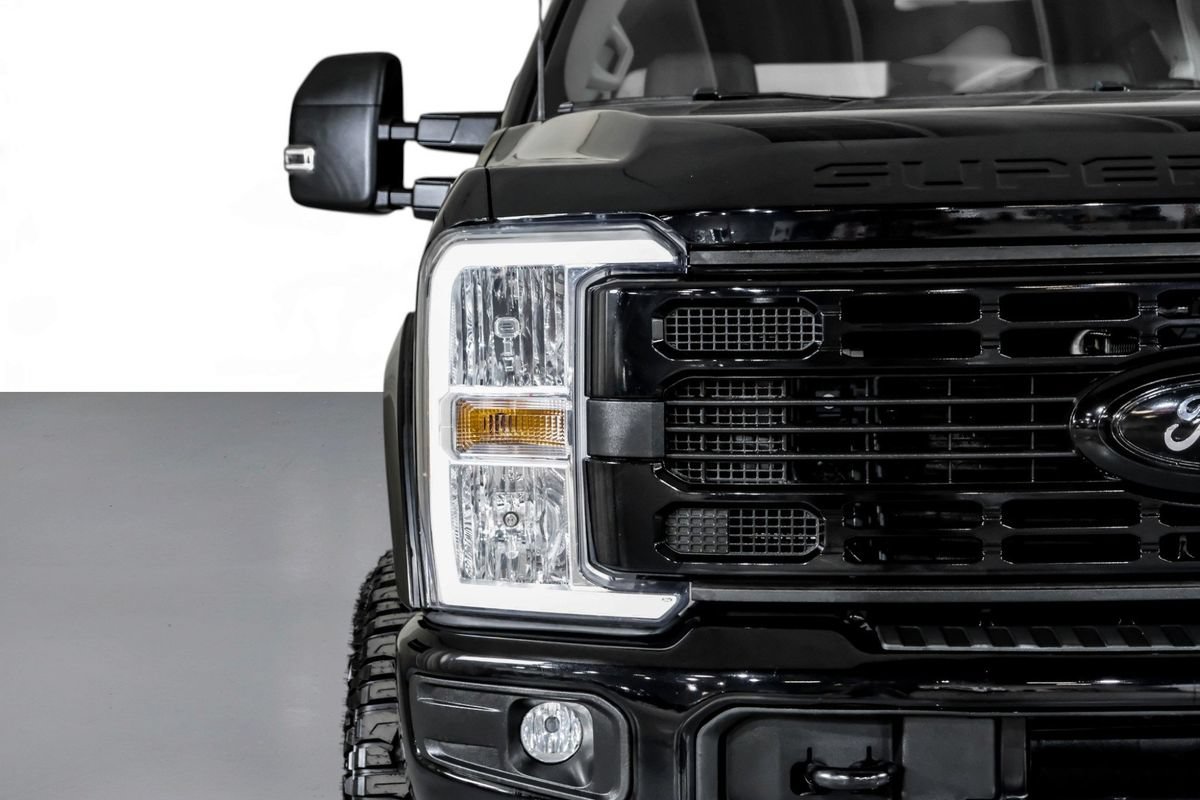 Used 2025 Ford F250 XLT AWD/4WD image 39