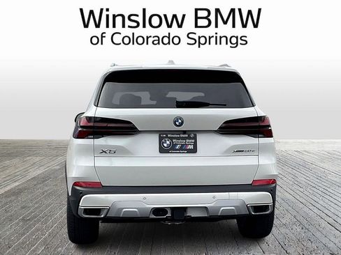 New 2026 BMW X5 xDrive50e w/ Premium Package AWD/4WD image 4