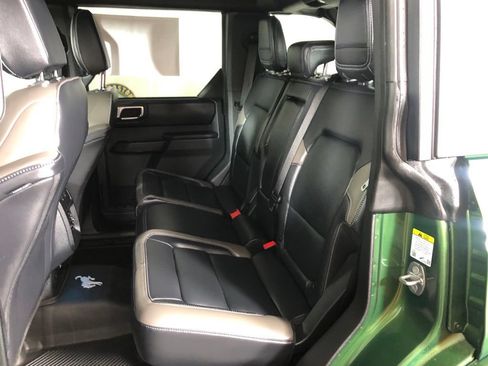 Used 2025 Ford Bronco Outer Banks AWD/4WD image 16