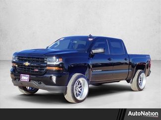 Used 2017 Chevrolet Silverado 1500 LT video 1